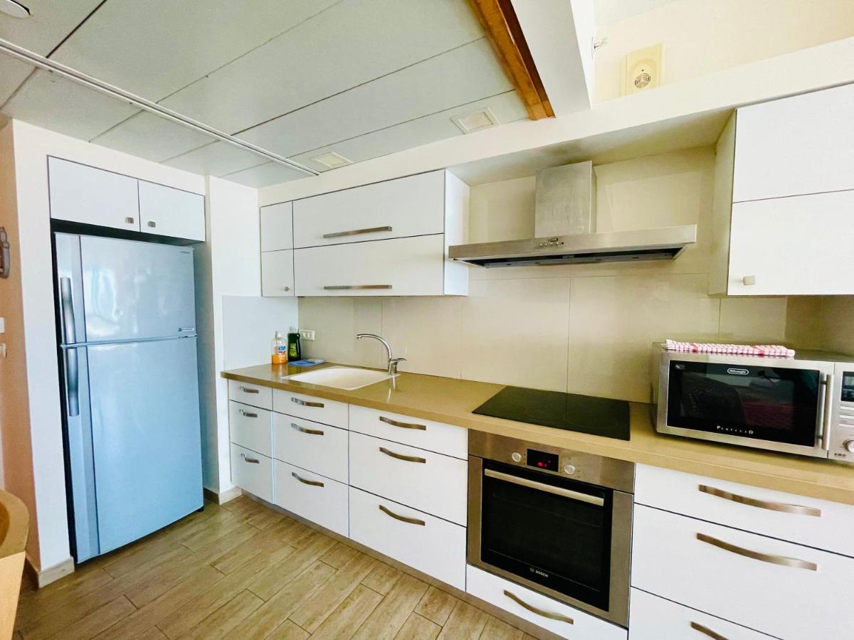C Tower Apartments Netanya Bagian luar foto