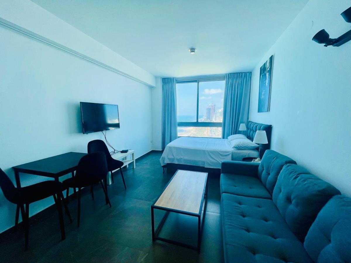 C Tower Apartments Netanya Bagian luar foto