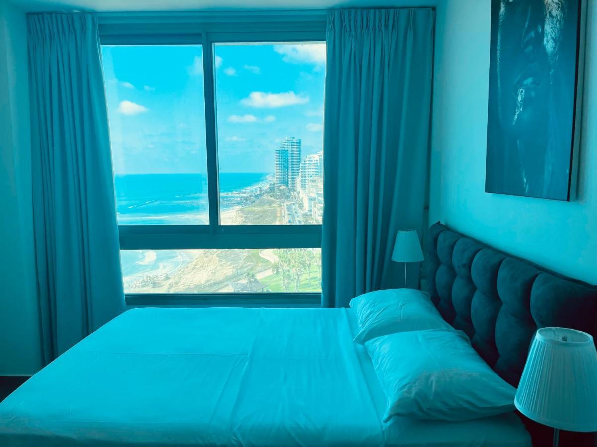 C Tower Apartments Netanya Bagian luar foto