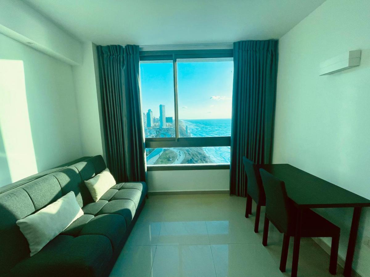 C Tower Apartments Netanya Bagian luar foto