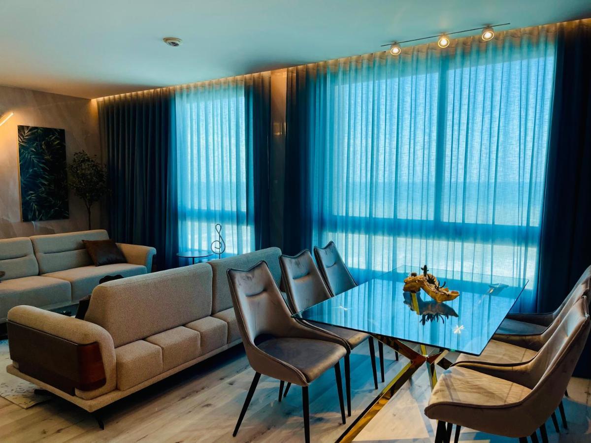 C Tower Apartments Netanya Bagian luar foto