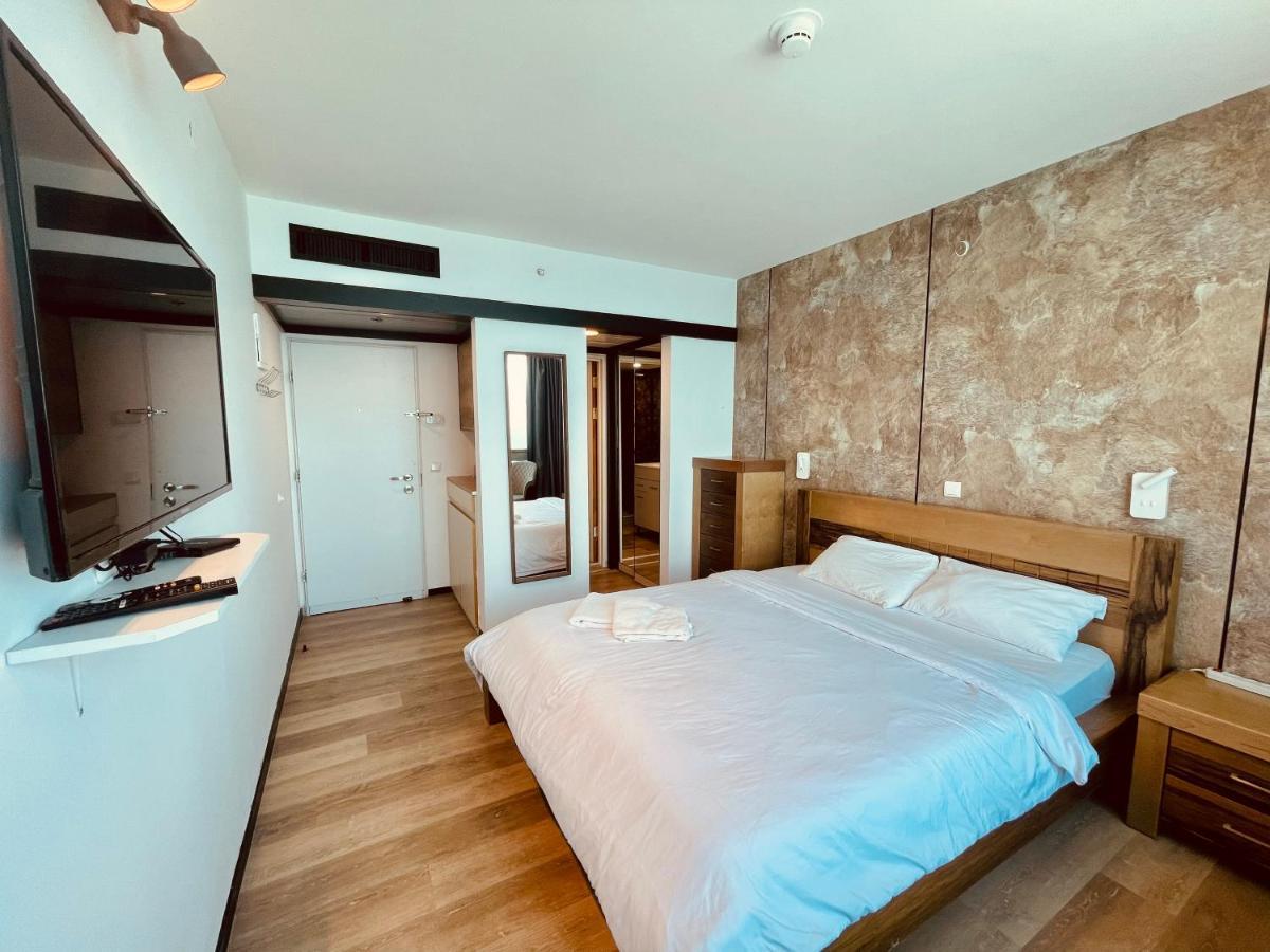 C Tower Apartments Netanya Bagian luar foto