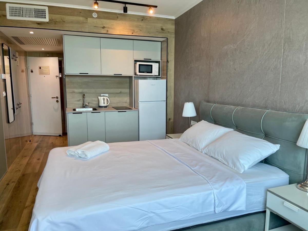 C Tower Apartments Netanya Bagian luar foto