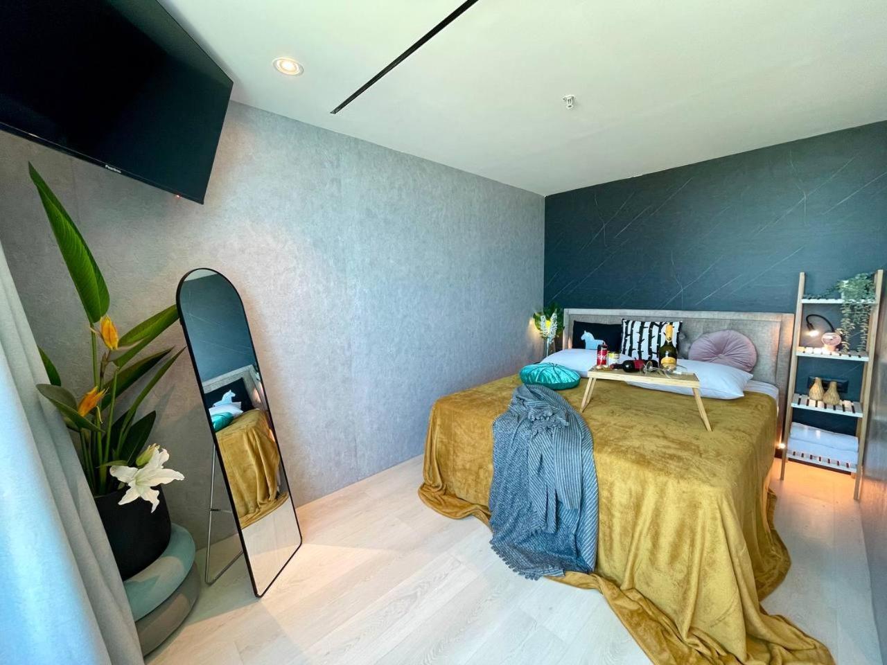 C Tower Apartments Netanya Bagian luar foto